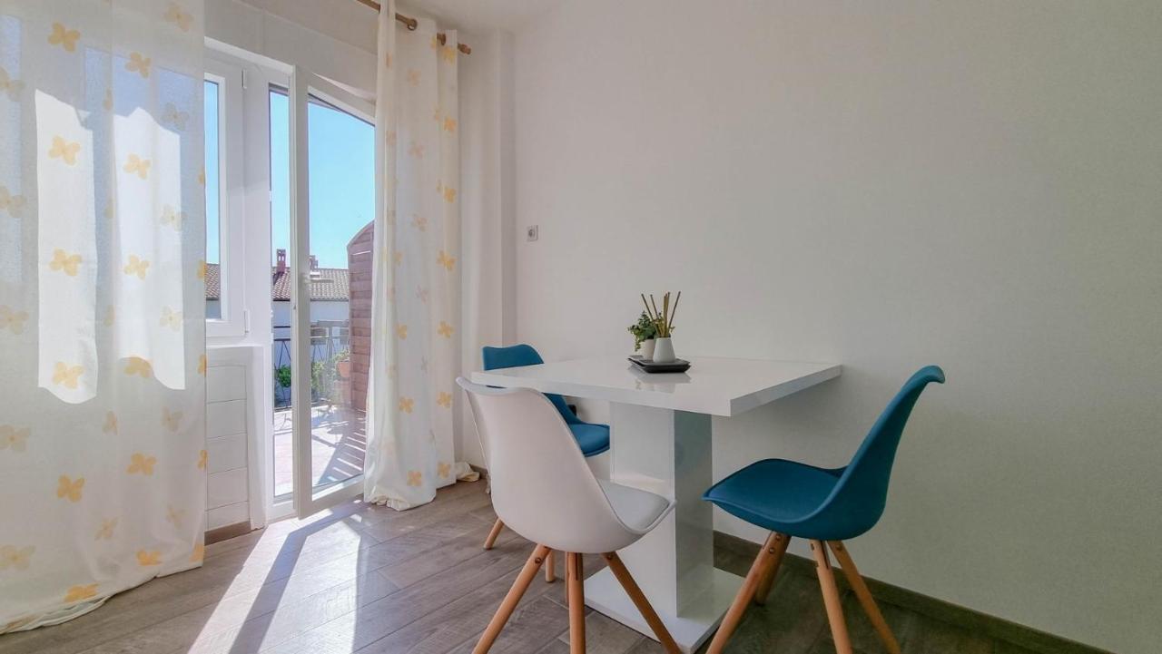 Ester Novigrad  Ngoại thất bức ảnh